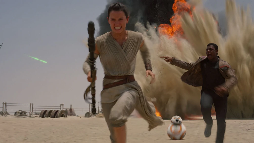 You are currently viewing Star Wars: The Force Awakens’ to top $1 billion in ticket sales Sunday